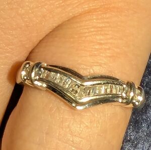 .20ctw Baguette Diamond Channel-Set Band in 10k White Gold Size 7